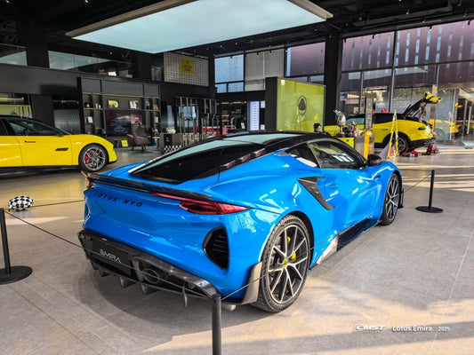 Lotus Emira 3.6 V6 2.0 Four-cylinder 2022-ON with Aftermarket Parts - V2 Rear Diffuser Dry Pre-preg Carbon Fiber / FRP