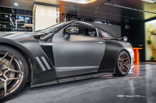 Nissan GTR R35 CBA DBA EBA 2008 2009 2010 2011 2012 2013 2014 2015 2016 with Aftermarket Parts - Doors Dry Pre-preg Carbon Fiber from CMST Tuning