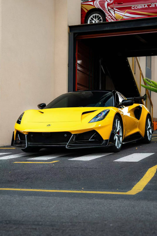 Lotus Emira 3.6 V6 2.0 Four-cylinder 2022-ON with Aftermarket Parts - Side Skirts Dry Pre-preg Carbon Fiber / FRP