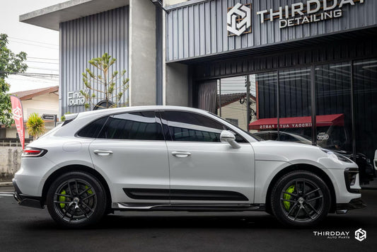 Porsche Macan 95B.3 Base/S/T 2022-2025 with Aftermarket Parts - Side Skirts Carbon Fiber / FRP from CMST Tuning