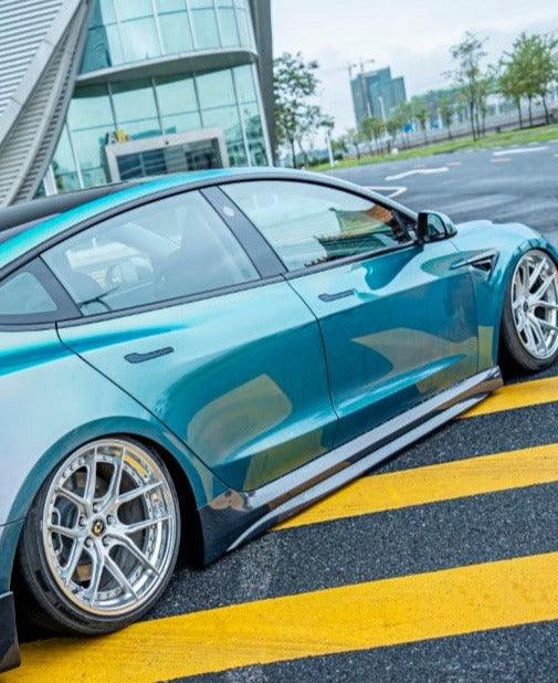 Tesla Model 3 Highland / Performance 2024-ON with Aftermarket Parts - V2 Style Side Skirts Carbon Fiber from CMST Tuning