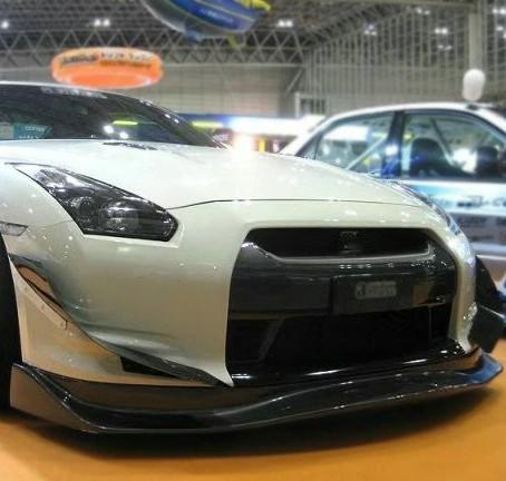 Nissan GTR R35 CBA 2008 2009 2010 2011 with Aftermarket Parts - AM Front Lip Carbon Fiber / FRP from EPR USA