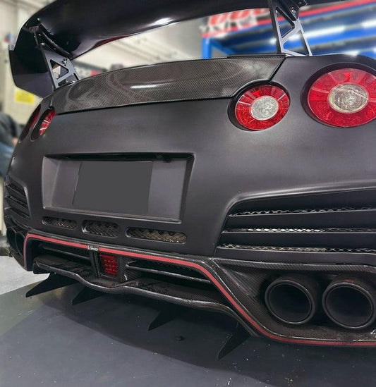 Nissan GTR R35 DBA 2012 2013 2014 2015 2016 with Aftermarket Parts - VRS Style Rear Diffuser Vertical Fins (with bracket) Carbon Fiber / FRP from EPR USA