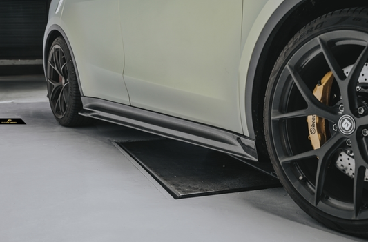 Tesla Model Y Performance AWD Long Range RWD Standard 2020 2021 2022 2023 2024 2025 with Aftermarket Parts - Side Skirts Carbon Fiber / FRP