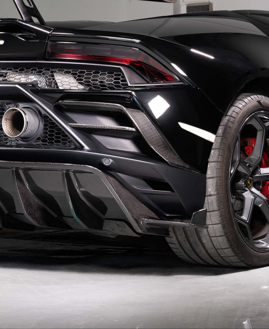 Lamborghini Huracan EVO AWD RWD 2020 2021 2022 2023 2024 with Aftermarket Parts - Rear Bumper Upper Side Trim Dry Pre-preg Carbon Fiber from Ventus Veloce