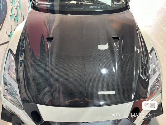 Nissan GTR R35 EBA 2017 2018 2019 2020 2021 2022 2023 2024 (2017+ hood recommended for 2008 2009 2010 2011 2012 2013 2014 2015 2016 model years) with Aftermarket Parts - OEM Style Hood Bonnet Carbon Fiber from EPR USA