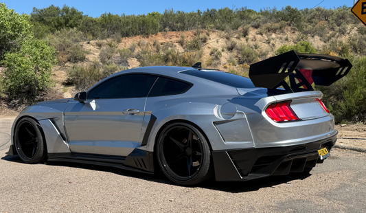 ord Mustang Ecoboost V6 GT S550.1 2015 2016 2017 & Mustang Ecoboost V6 GT March1 Bullitt S550.2 2018 2019 2020 2021 2022 2023 with Aftermarket Parts - " DAWN & DUSK " Widebody Fender Flares Wheel Arches & Side Skirts Carbon Fiber / FRP from Robot Craftsman