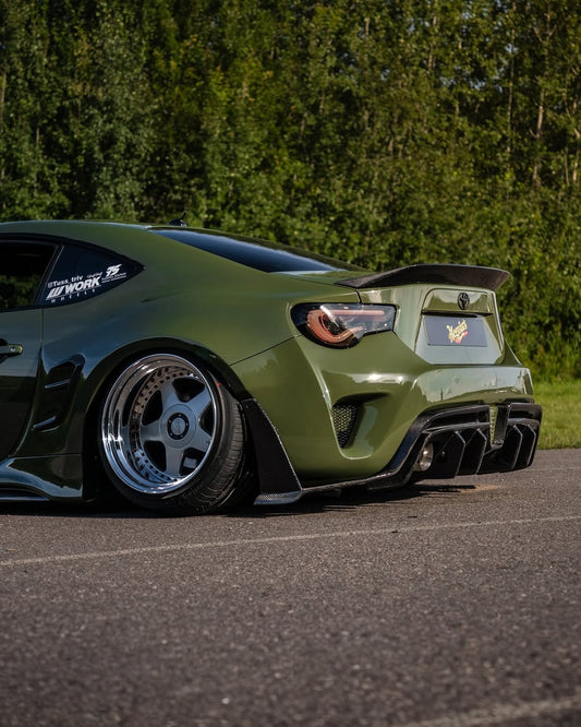 Toyota GT86 86 TRD GT SE Base ZN6 2017 2018 2019 2020 & Scion FR-S FRS ZN6 2013 2014 2015 2016 & BRZ TS Limited Premium ZN6 2013 2014 2015 2016 2017 2018 2019 2020 (compatible with ROBOT widebody kit) with Aftermarket Parts - Rear Bumper & Diffuser Carbon Fiber / FRP from Robot Craftsman