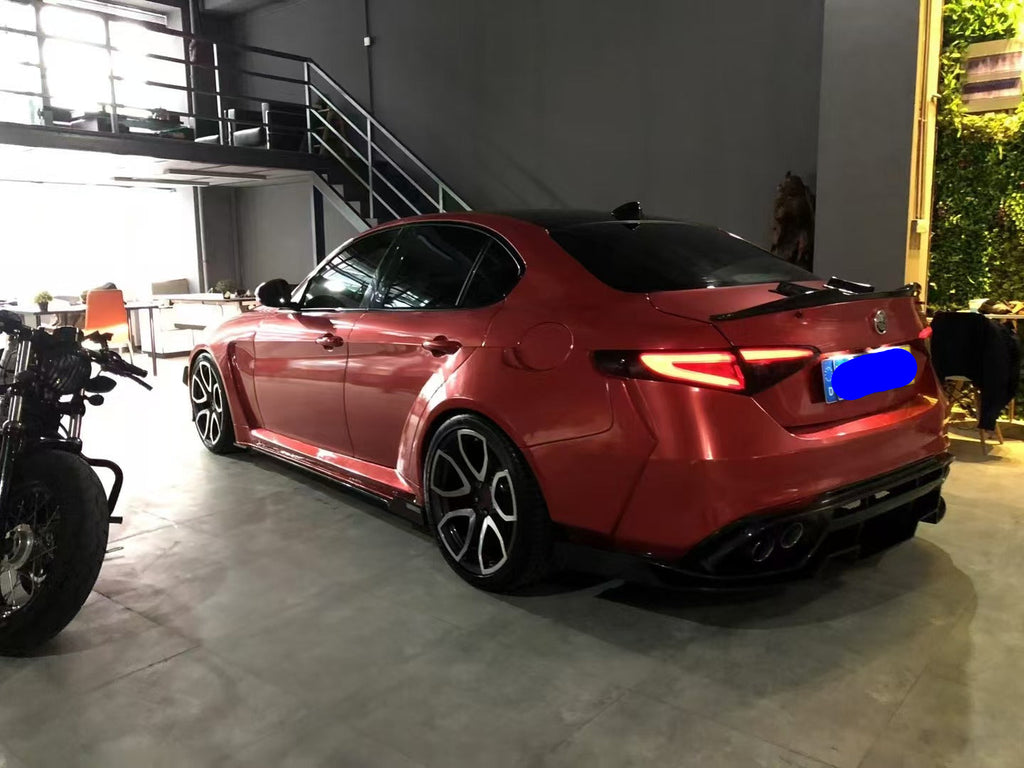 Alfa Romeo Giulia Veloce Ti Sprint RWD AWD Lusso Base 2017-ON with Aftermarket Parts - Rear Diffuser & Underboard Carbon Fiber / FRP from SPECTER PLUS