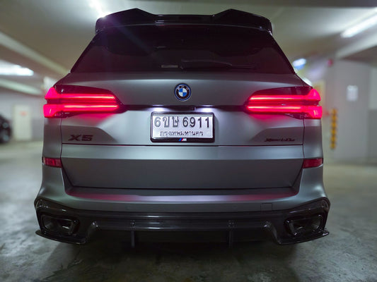 BMW X5 M60i M50i & s/x Drive 40i (With M-Package, does not fit base model) G05 (Fits Both Pre-LCI & LCI) 2019-ON with Aftermarket Parts - Pre-preg Carbon Fiber Front Fenders from TAKD Carbon