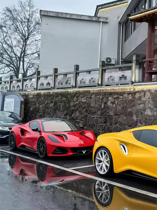Lotus Emira 3.6 V6 2.0 Four-cylinder 2022-ON with Aftermarket Parts - Hood Pre-preg Carbon Fiber from Ventus Veloce