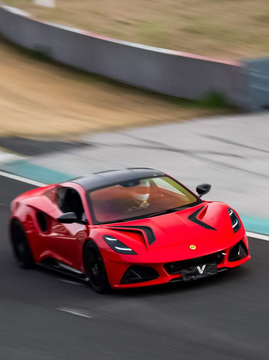 Lotus Emira 3.6 V6 2.0 Four-cylinder 2022-ON with Aftermarket Parts - Hood Pre-preg Carbon Fiber from Ventus Veloce