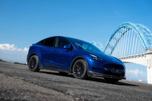 Tesla Model Y/P  2020 2021 2022 2023 2024 with Aftermarket Parts - Side Skirts Pre-preg Carbon Fiber from Ventus Veloce