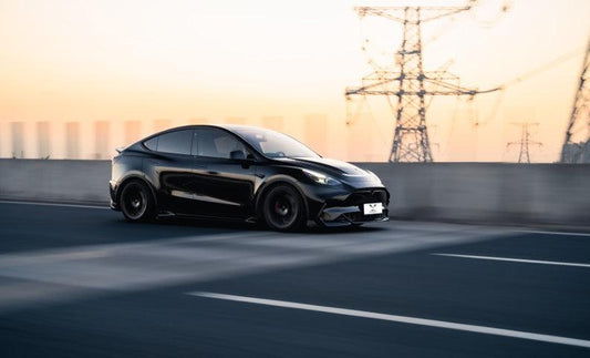 Tesla Model Y / Performance 2021-ON with Aftermarket Parts - Loong Flames Max Side Skirts PP from Yofer USA