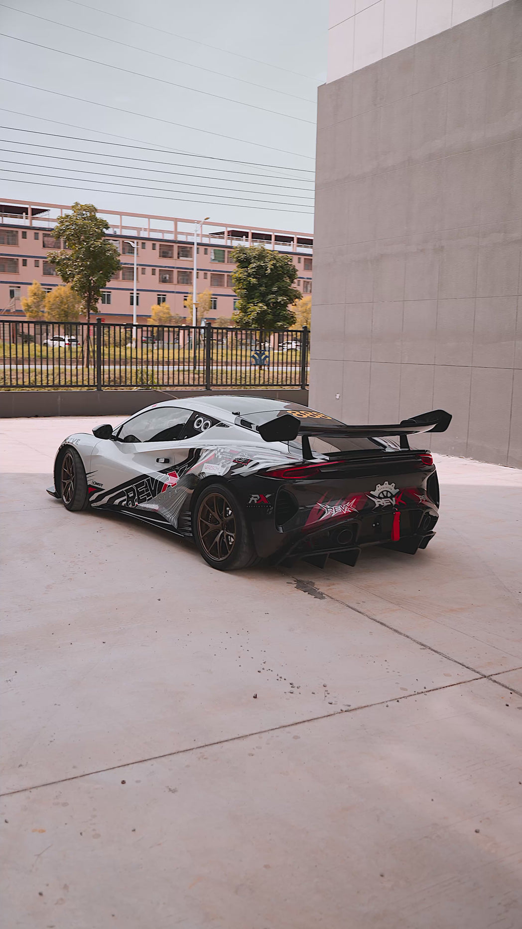 Lotus Emira 3.6 V6 2.0 Four-cylinder 2022-ON with Aftermarket Parts - V1 Rear Diffuser Dry Pre-preg Carbon Fiber / FRP