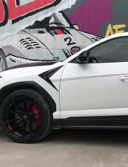 Lamborghini Urus Aftermarket Parts - TC Style Carbon Fiber Front Fender Trim
