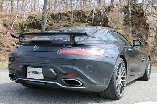 Aero Republic Carbon Fiber Kit for Mercedes AMG GT GTS