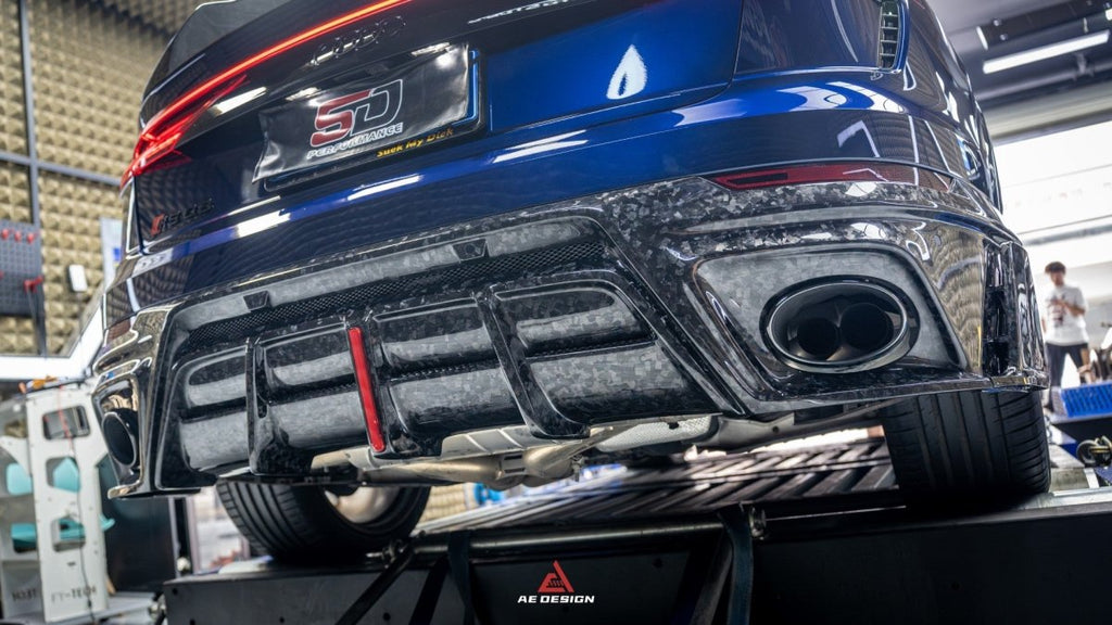 Carbon Fiber Rear Diffuser Audi RSQ8 Mk1