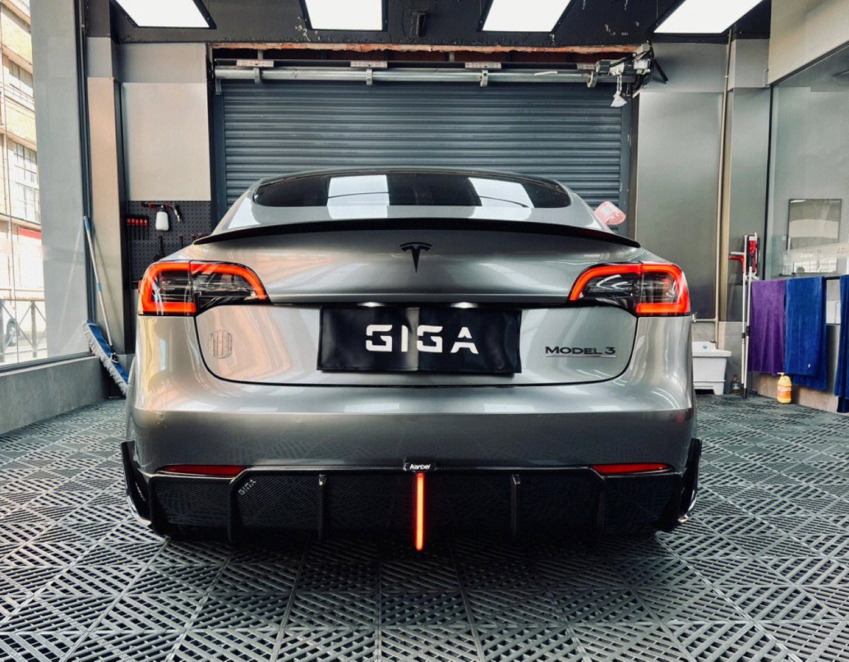 Tesla Rear Spoiler Refit Kit Tesla Model 3/P Aftermarket Parts - Karbel Carbon Rear Spoiler Carbon ...