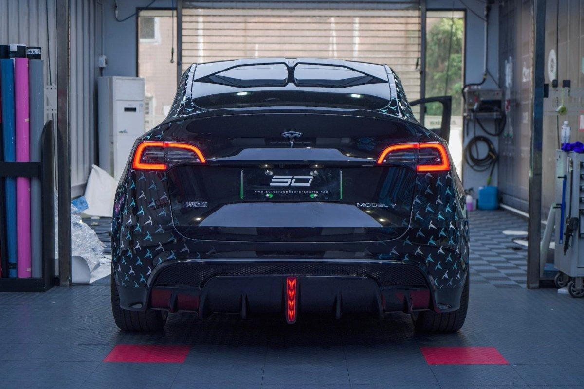 Tesla Model Y Spoiler Rear Rood Upgrade Your Tesla Model Y with Our Stylish Spoiler– Performance SpeedShop