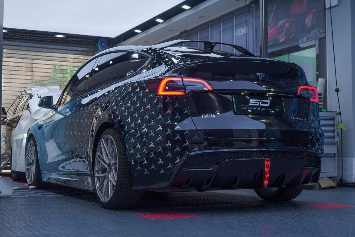 Tesla Model Y Spoiler Rear Rood Upgrade Your Tesla Model Y with Our Stylish Spoiler– Performance SpeedShop